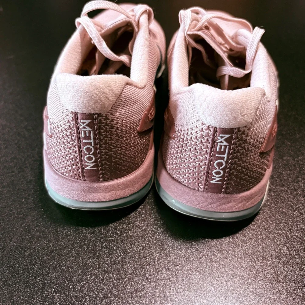 Nike Metcon 4 Shoes Womens 5.5 Pink Cross Training Workout Walking Gym Sneakers